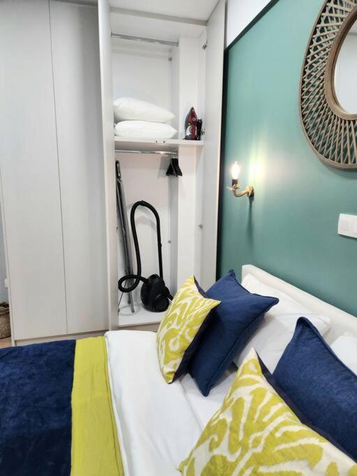 Victoria Suite Vipgreece Athen Exterior foto